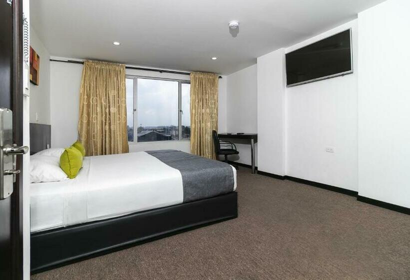 اتاق استاندارد سه نفره, Ayenda 1063 Golden