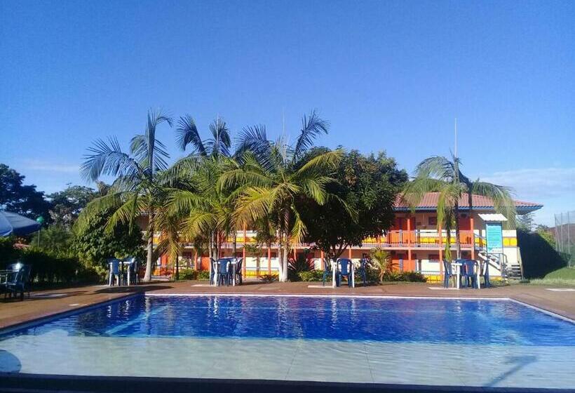 חדר סטנדרט לשלושה, Campestre Tacurrumbi