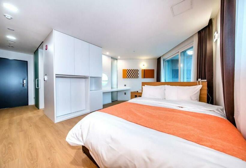 海の見えるエクゼクティブルーム, Co Op City Hotel Seongsan