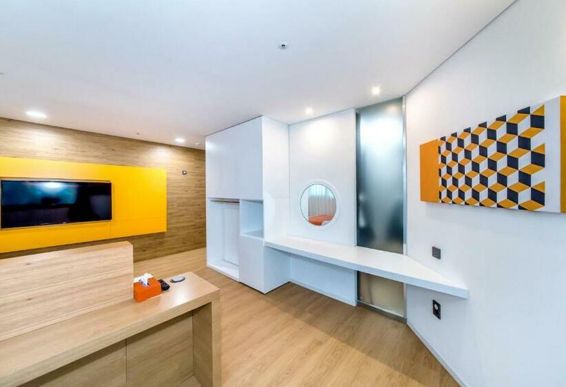 海の見えるエクゼクティブルーム, Co Op City Hotel Seongsan