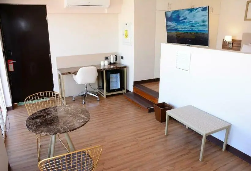 Juniorsviitti, Dm Hoteles Moquegua
