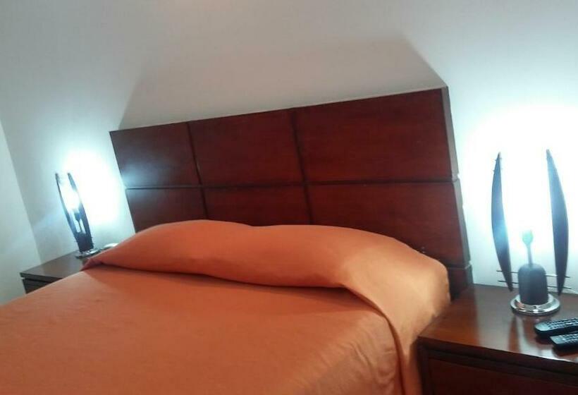 标准间, El Castillo Chinauta