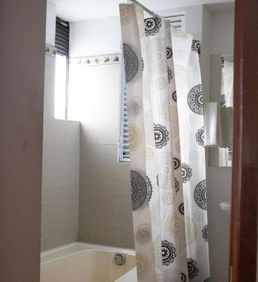 家庭间, El Castillo Chinauta