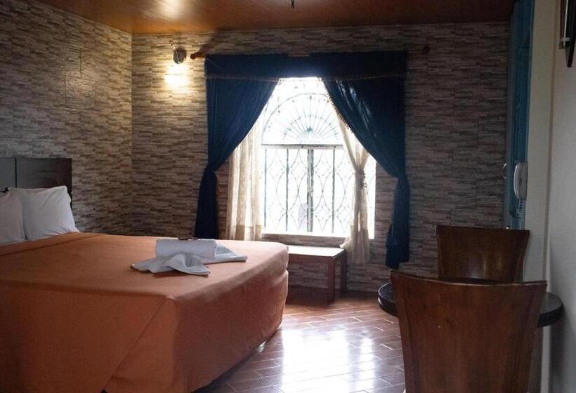 Номер Superior, El Castillo Chinauta