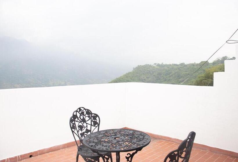 高级大房间, El Castillo Chinauta