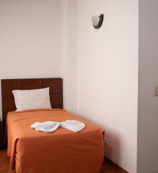 标准间, El Castillo Chinauta