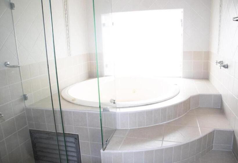 豪华工作室, El Castillo Chinauta