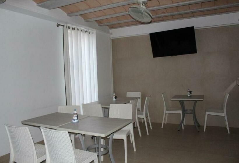 Номер Стандарт, Isla Plana