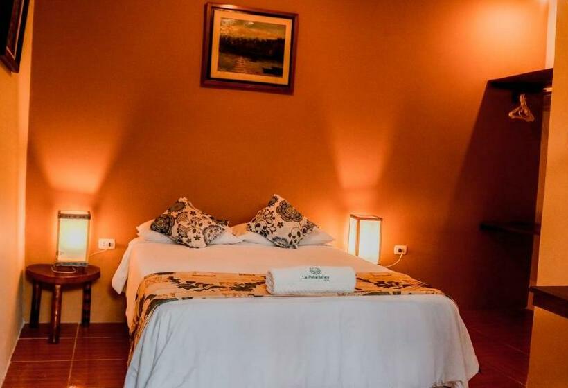 اتاق استاندارد, La Patarashca