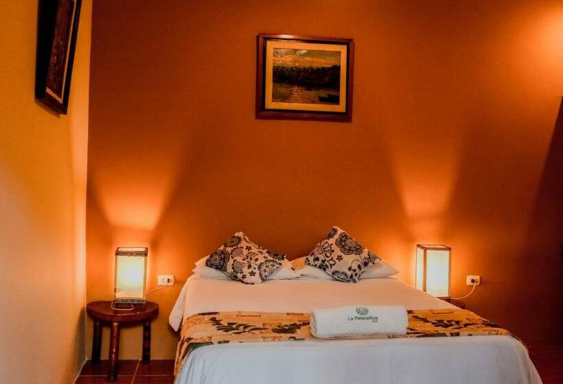 اتاق استاندارد, La Patarashca