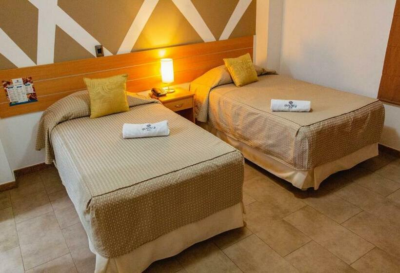 חדר סטנדרט, Mochiks