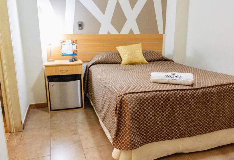 חדר סטנדרט, Mochiks