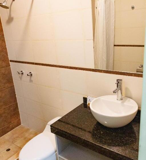 חדר סטנדרט, Mochiks