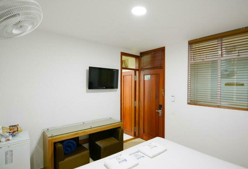 スタンダードルーム, Monarca