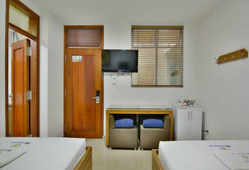 スタンダードルーム, Monarca