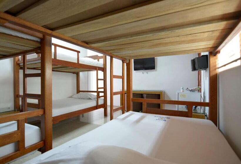 ファミリールーム, Monarca