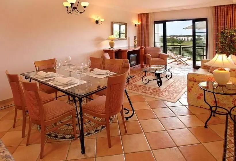 2ベッドスイートルーム, Pine Cliffs Village & Golf Suites