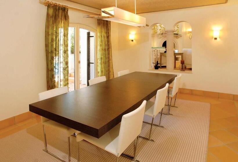 Вилла с 1 спальней и бассейном, Pine Cliffs Village