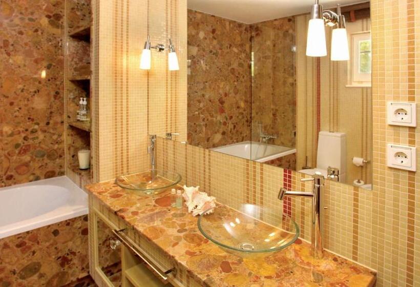 Вилла с 1 спальней и бассейном, Pine Cliffs Village