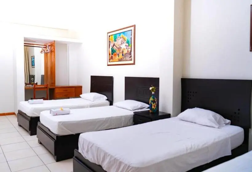Superior Kolmen Hengen Huone, Residencial Brest Amazon Tarapoto