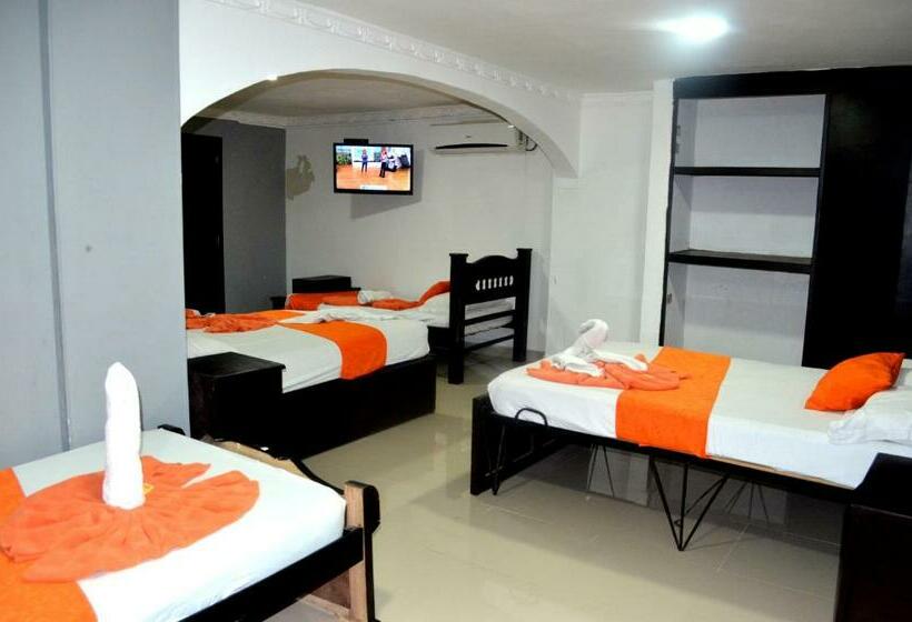 غرفة قياسية رباعية, San Marcos Barranquilla