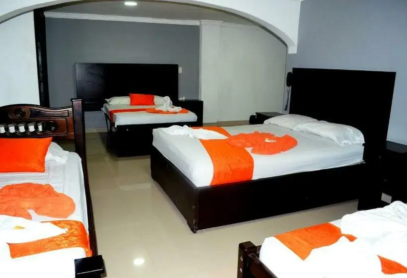 Standard Neljän Hengen Huone, San Marcos Barranquilla