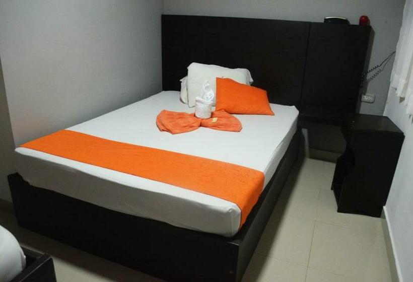 غرفة قياسية, San Marcos Barranquilla