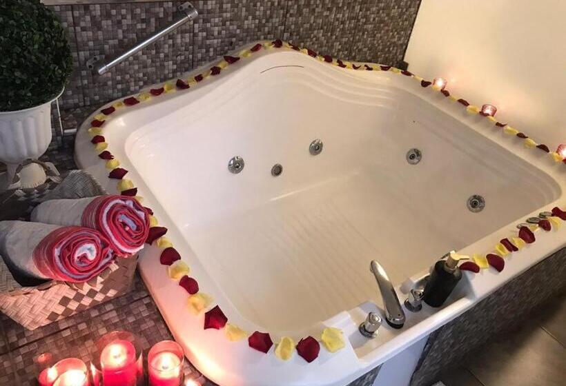 클래식 스위트, Monterrico Hotel Perú