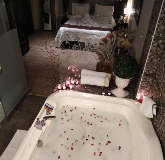 Suite Clásica, Monterrico Hotel Perú