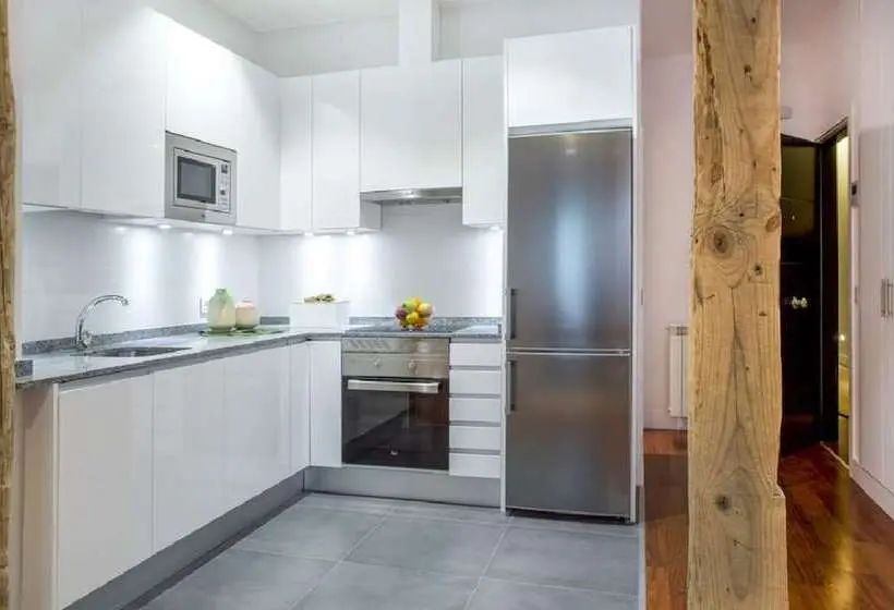 آپارتمان لوکس 2 خوابه, Slow Suites Augusto
