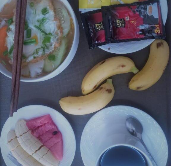 패밀리 룸, Sisavang Mountain View