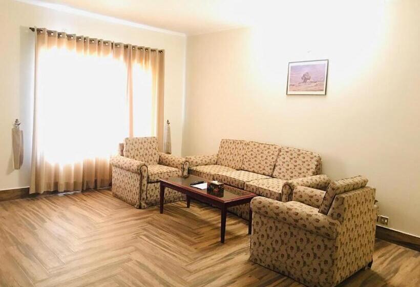 سوییت اجرایی, The Sarai Suites, Murree