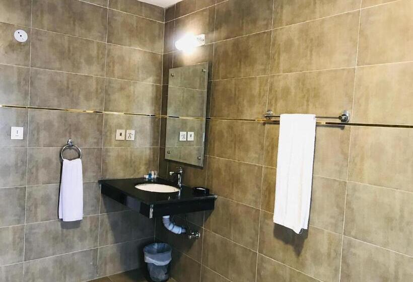 1 Bedroom Penthouse Apartment, The Sarai Suites, Murree