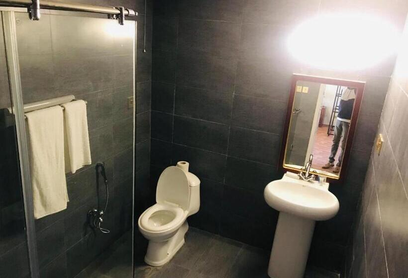 اتاق لوکس, The Sarai Suites, Murree