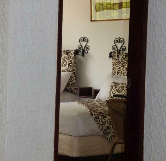 اتاق استاندارد سه نفره, Hostal Mizare Valledupar