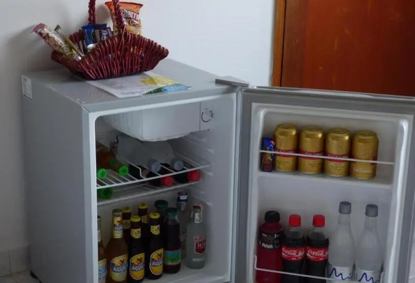 Standard Yhden Hengen Huone, Hostal Mizare Valledupar