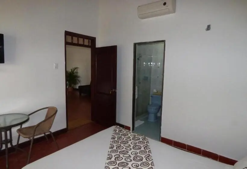 Standard Yhden Hengen Huone, Hostal Mizare Valledupar