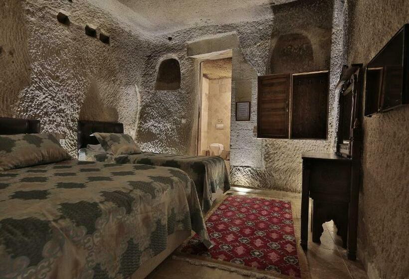 غرفة قياسية, Shoestring Cave House