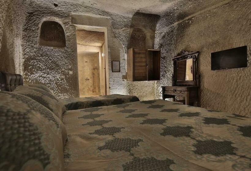 スタンダードルーム, Shoestring Cave House