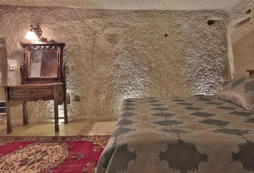 اتاق استاندارد, Shoestring Cave House