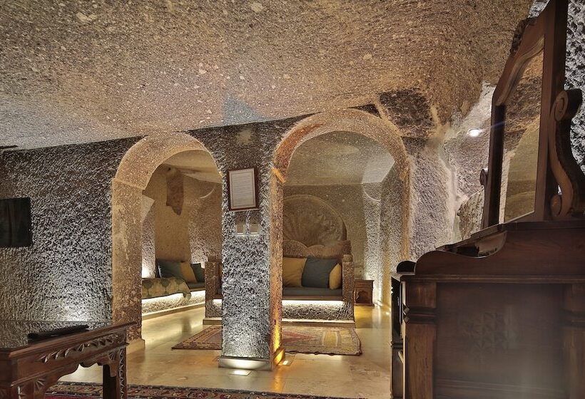 Süit, Shoestring Cave House