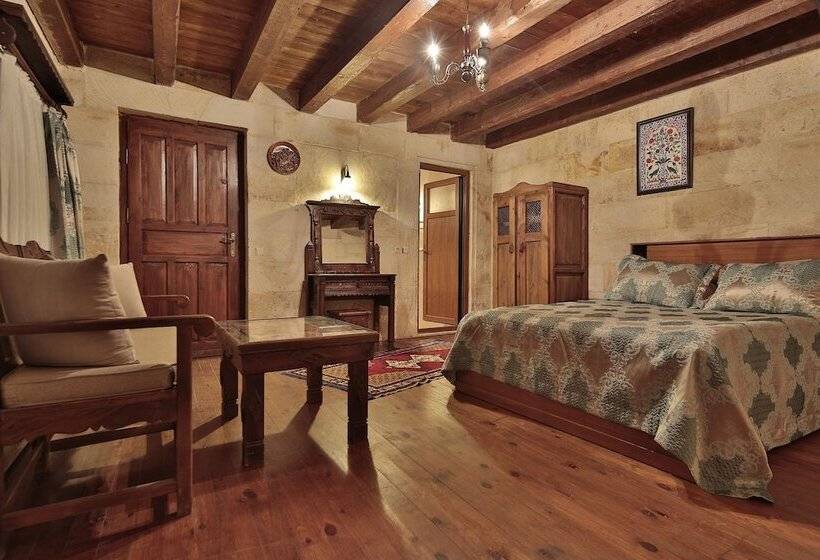 اتاق استاندارد با بالکن, Shoestring Cave House
