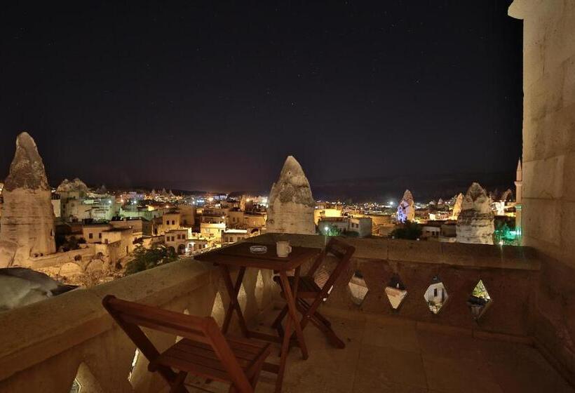اتاق استاندارد با بالکن, Shoestring Cave House