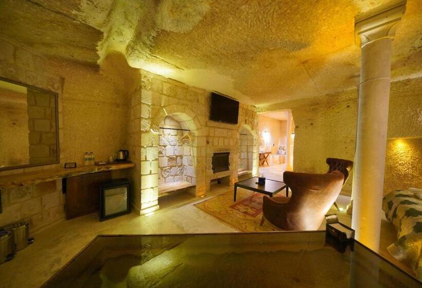 جناح رئاسى, Shoestring Cave House