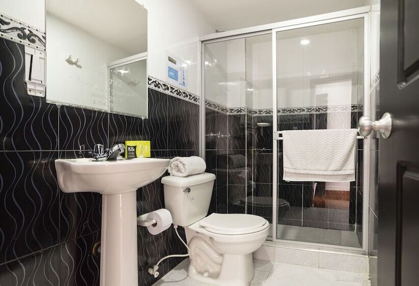 标准间, Dorado 100