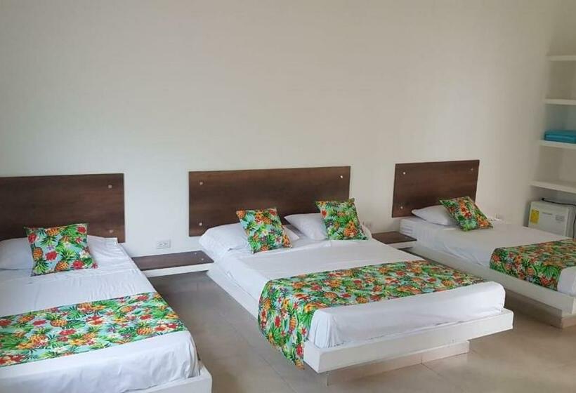 スーペリアの４人部屋, Arizona Ranch