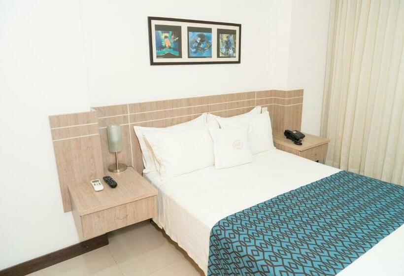 Полулюкс, Cinco Monteria