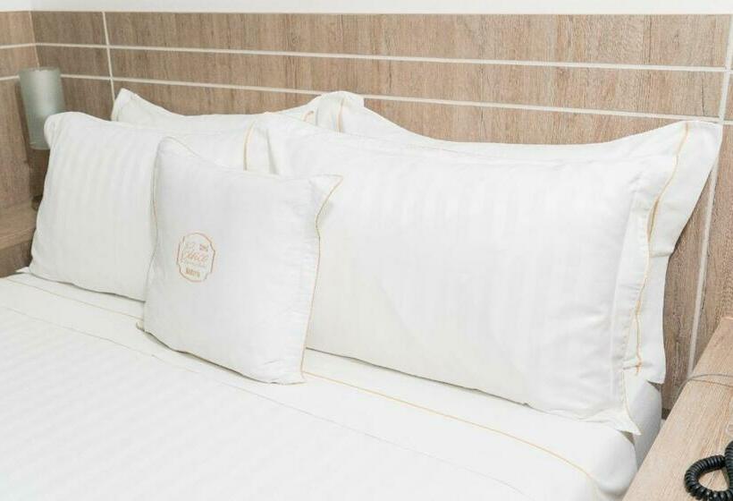 Полулюкс, Cinco Monteria