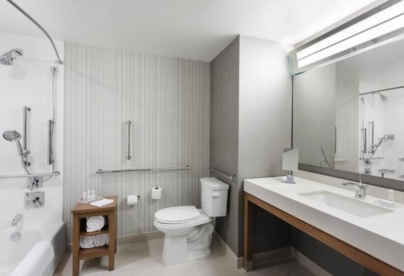 带大床的标准间, Courtyard By Marriott Ruston