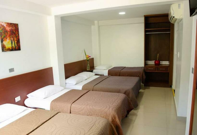 Superior Familie Værelse, El Faro Buga